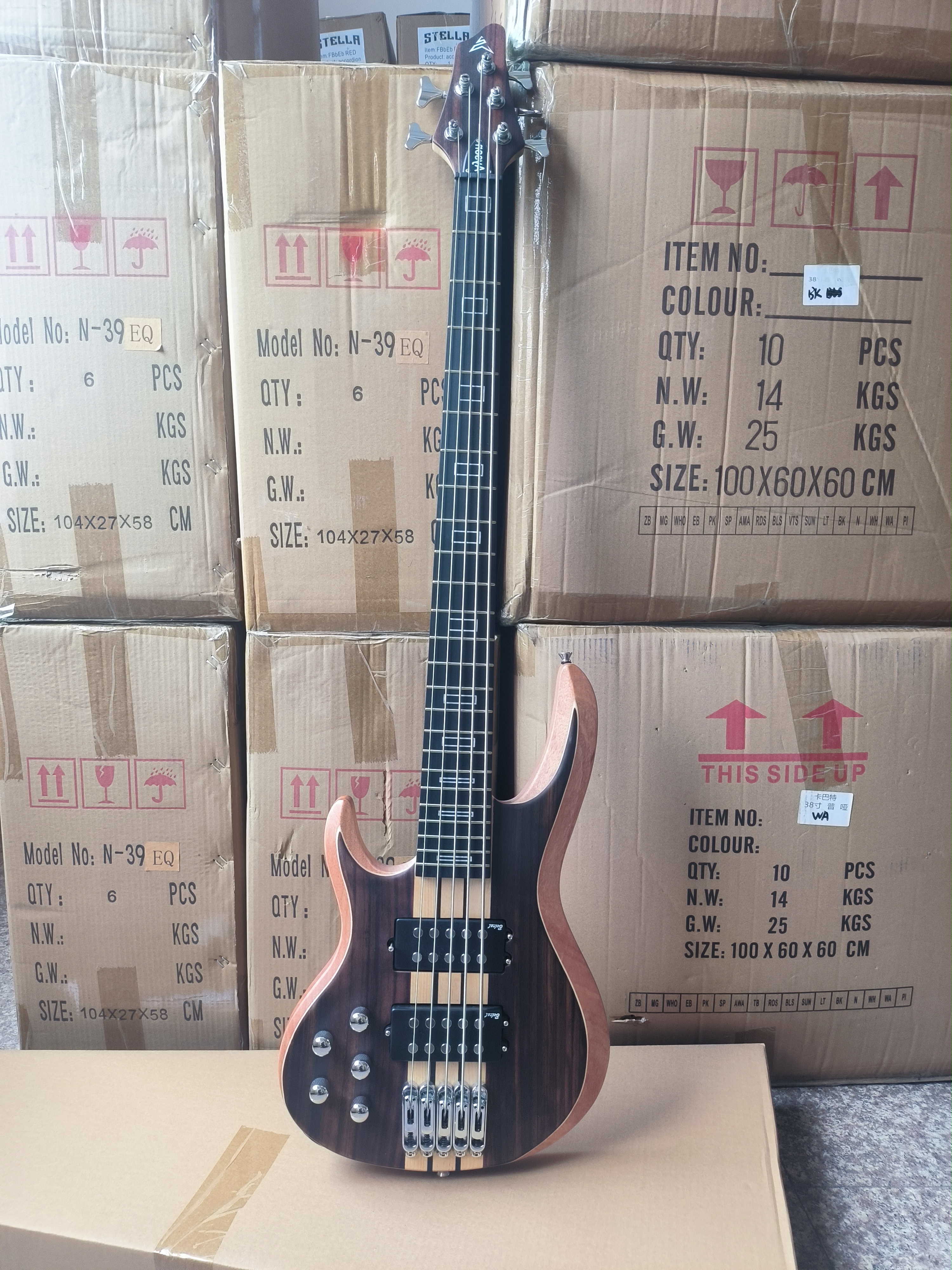 High Quality Neck Through Body Left Hand Electric Bass Guitar, Active Pickup