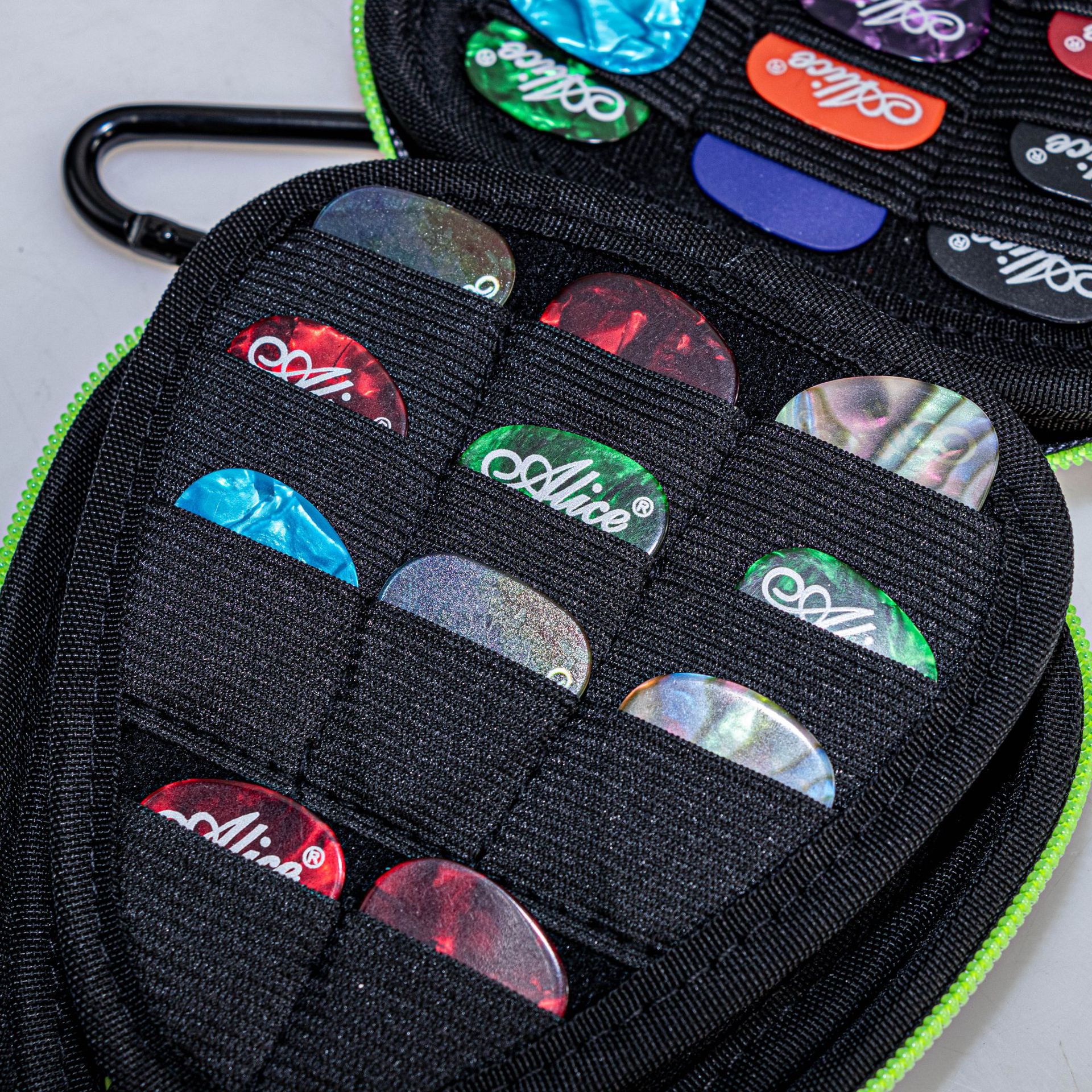 Shockproof EVA Guitar Picks Holder Custom Acoustic Electrics Guitar Portable Storage Bag Wholesale EVA Hard Shell Case