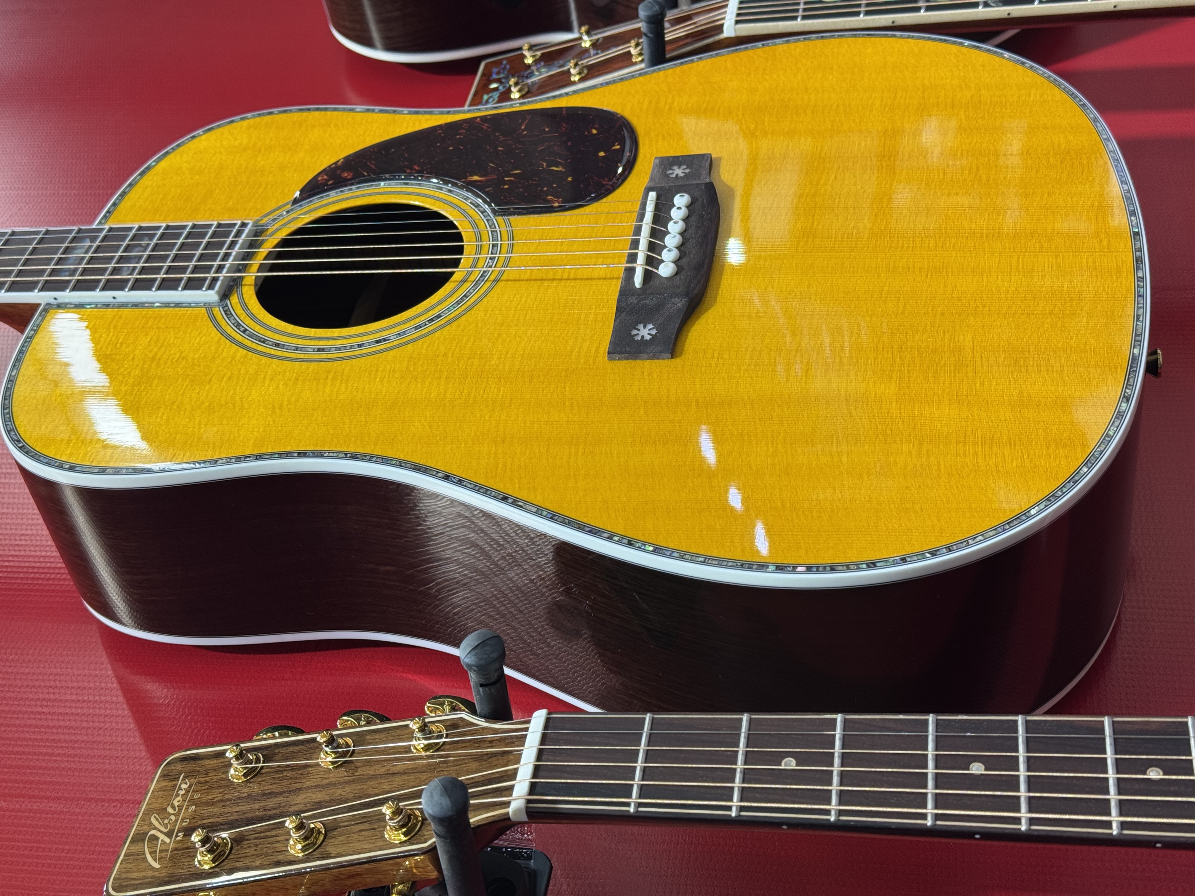 D45/D100 All Solid Acoustic Guitar Vintage Spruce Rosewood Shell Inlay Professional Performance Polished Finish Can Add Pickup