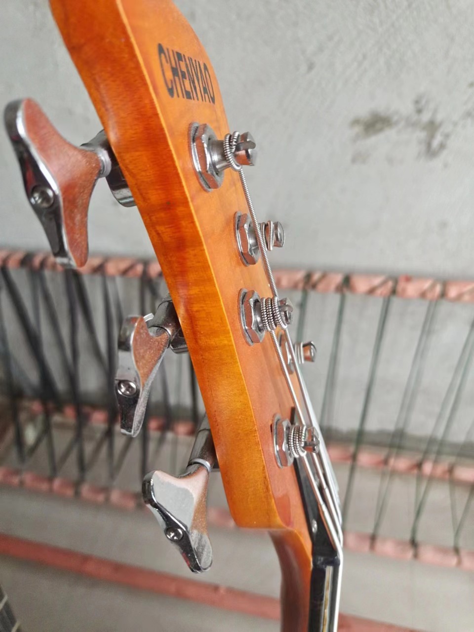 Wholesale Musical Instrument Close Guitar Tuning Pegs 5 Strings Electric Bass